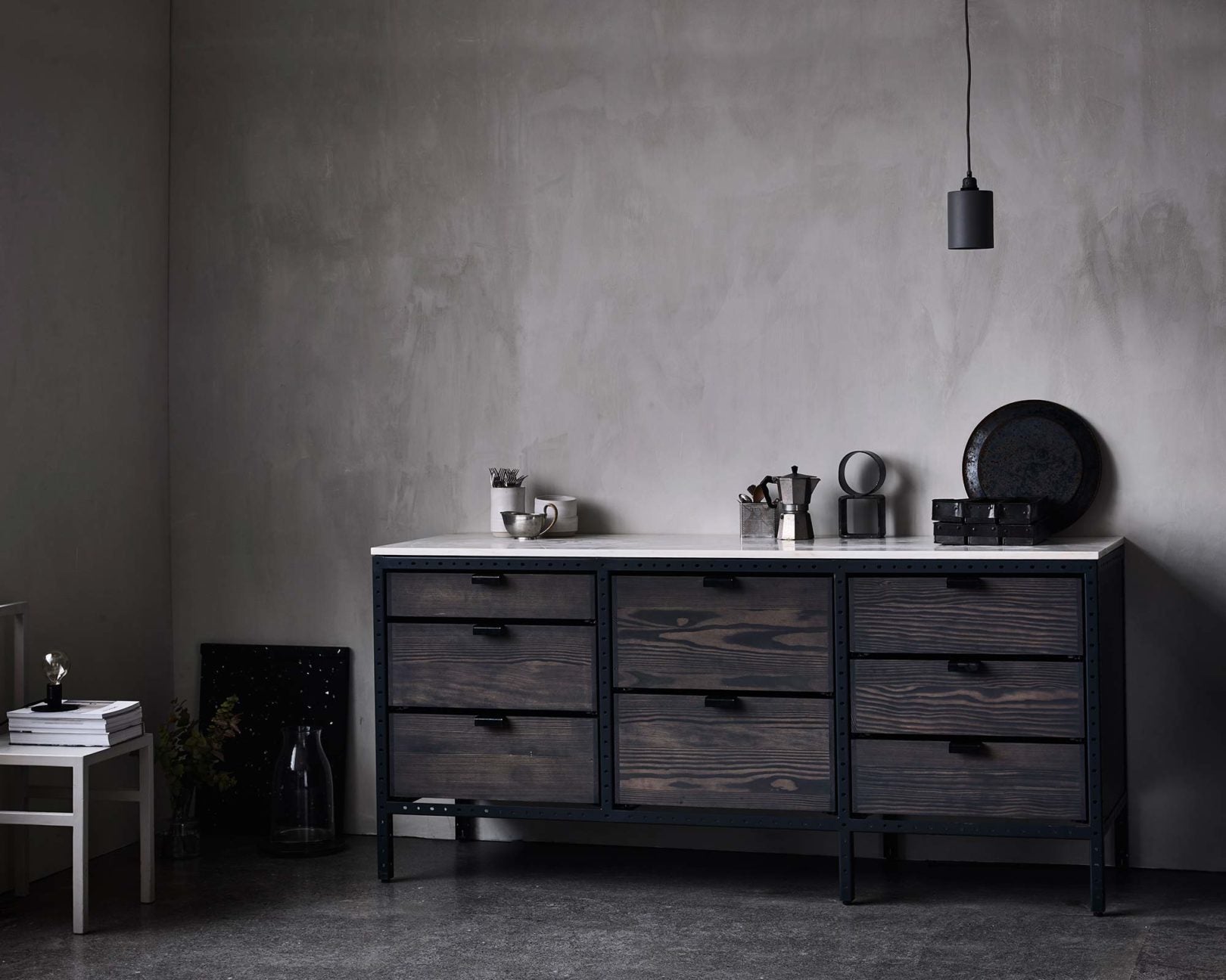 THE BLACK KITCHEN EDIT