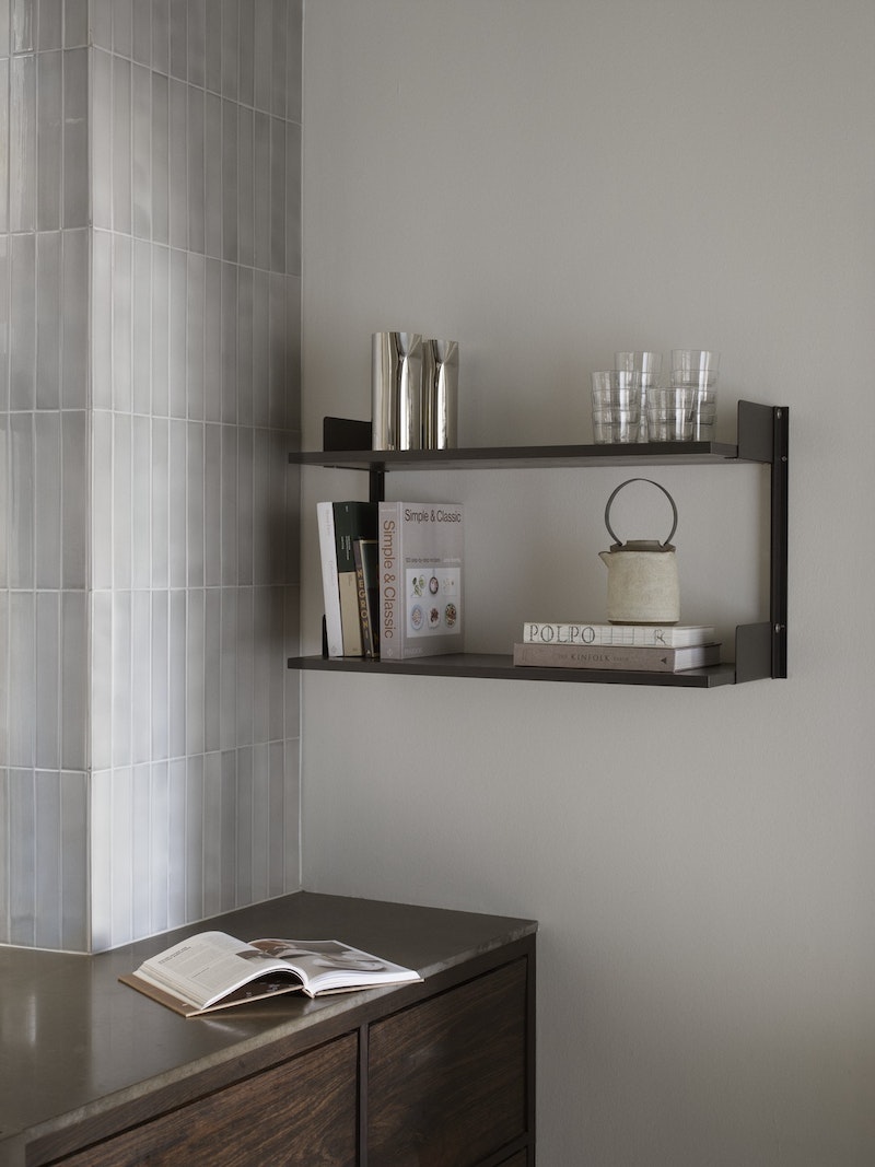 Wall Shelf 450