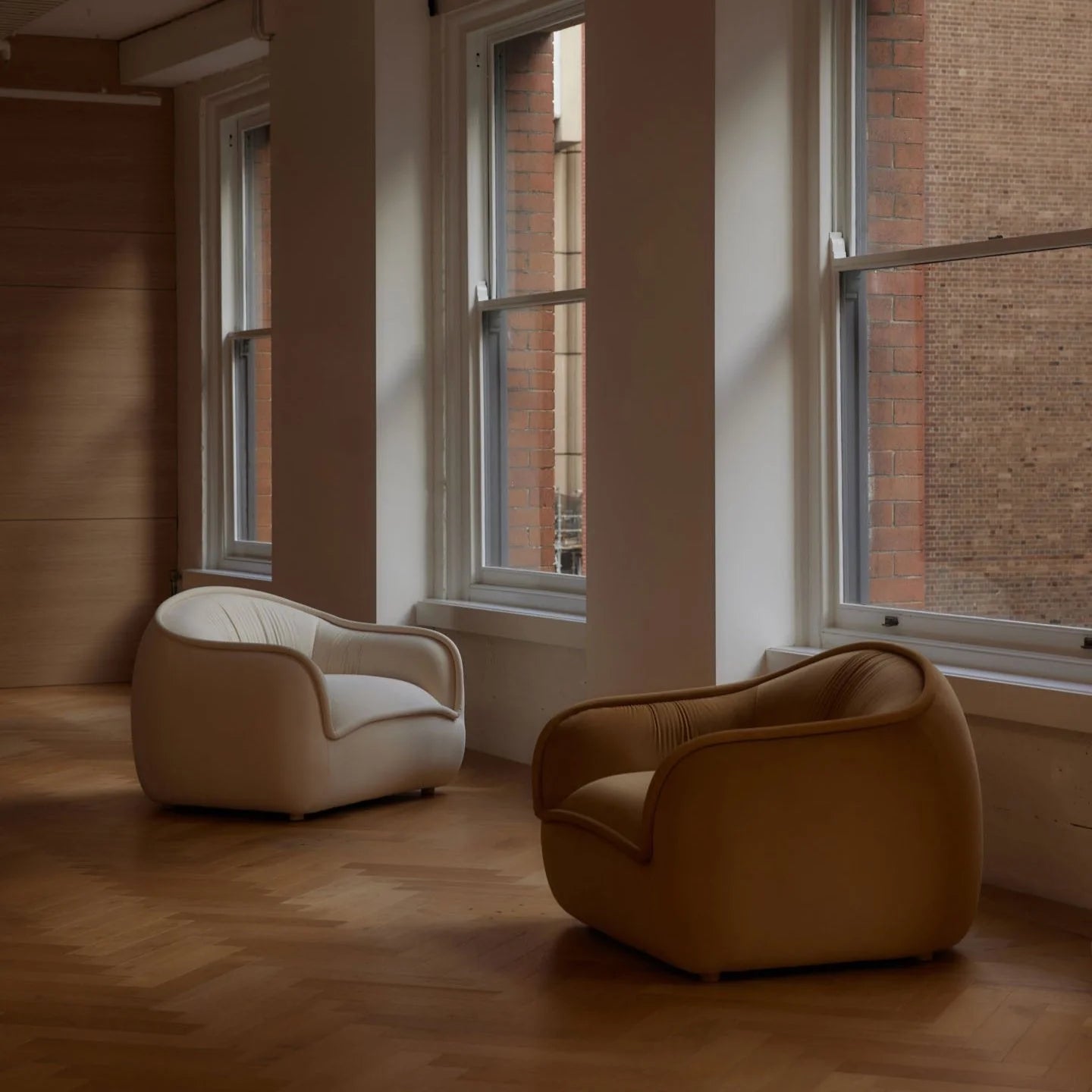 Tubo Chair - Malibu Almond