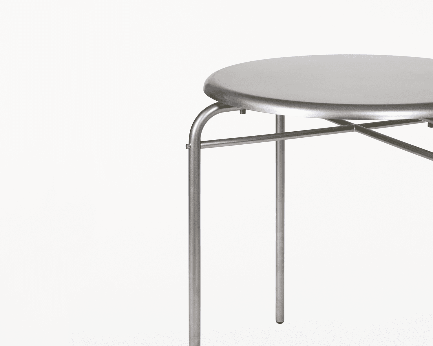 Petit Rond Table 65
