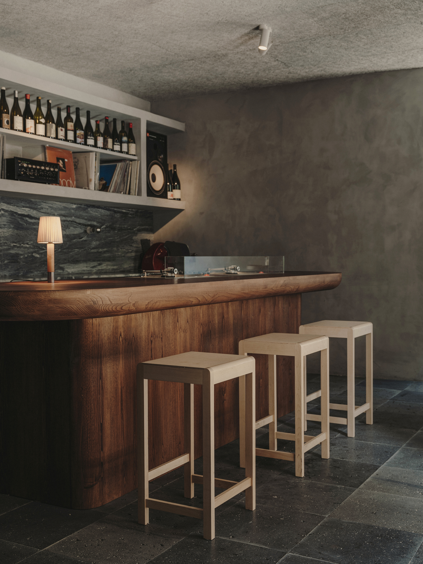Frama Stool 01 - H65