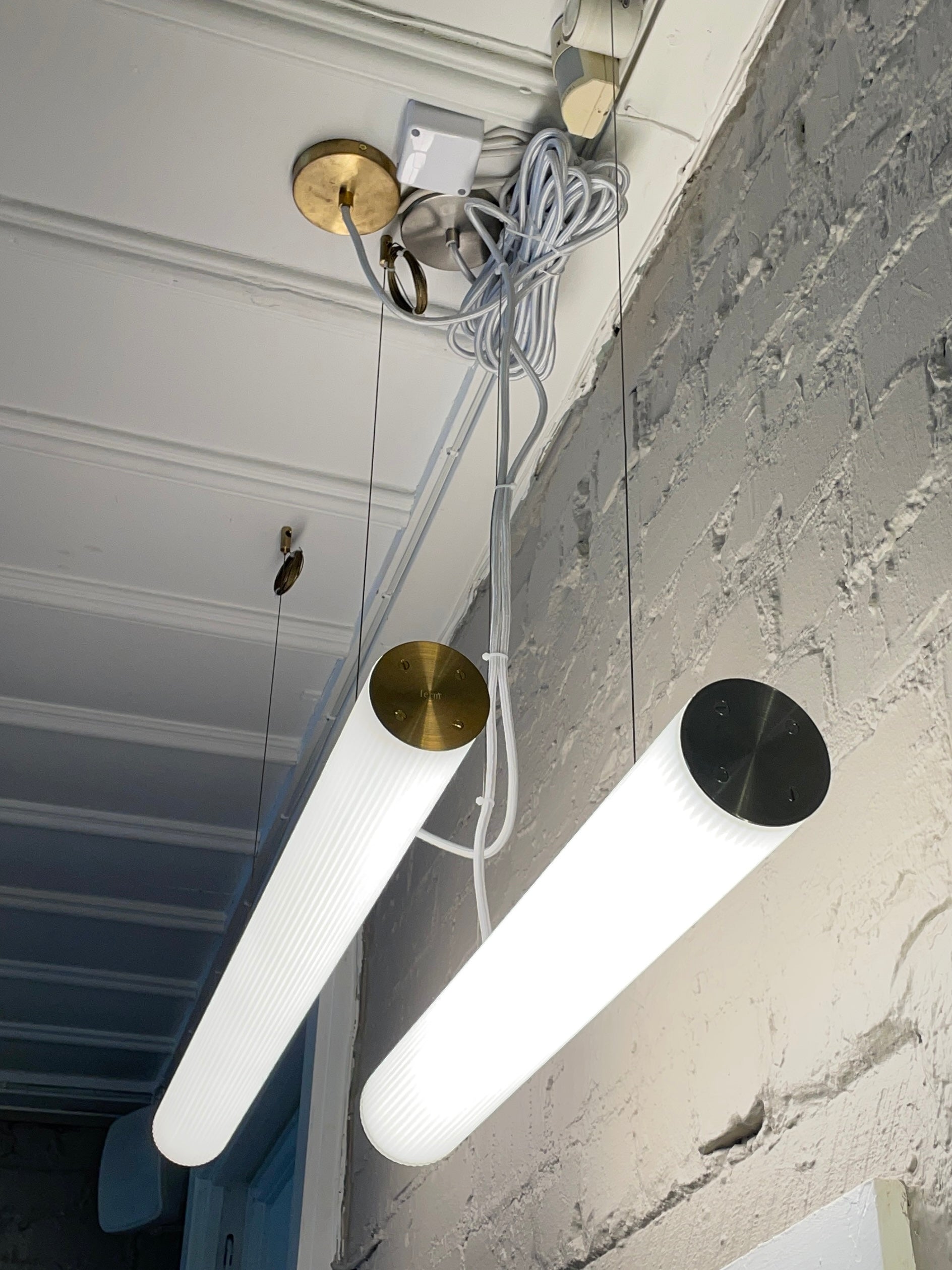 Vuelta Pendant 60 - White - Stainless Steel