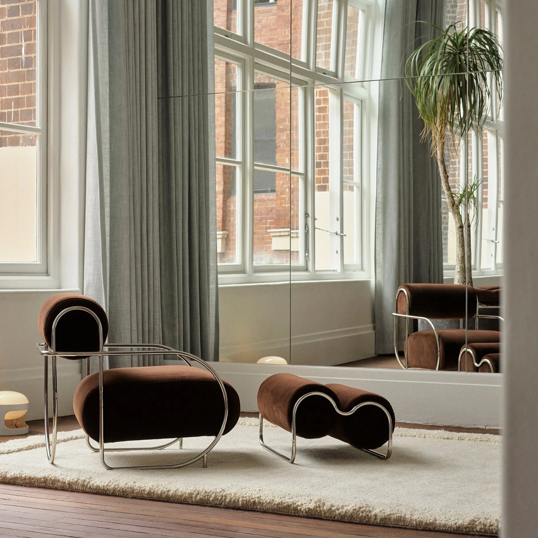 Chromeo Armchair - Avalon Piccolo