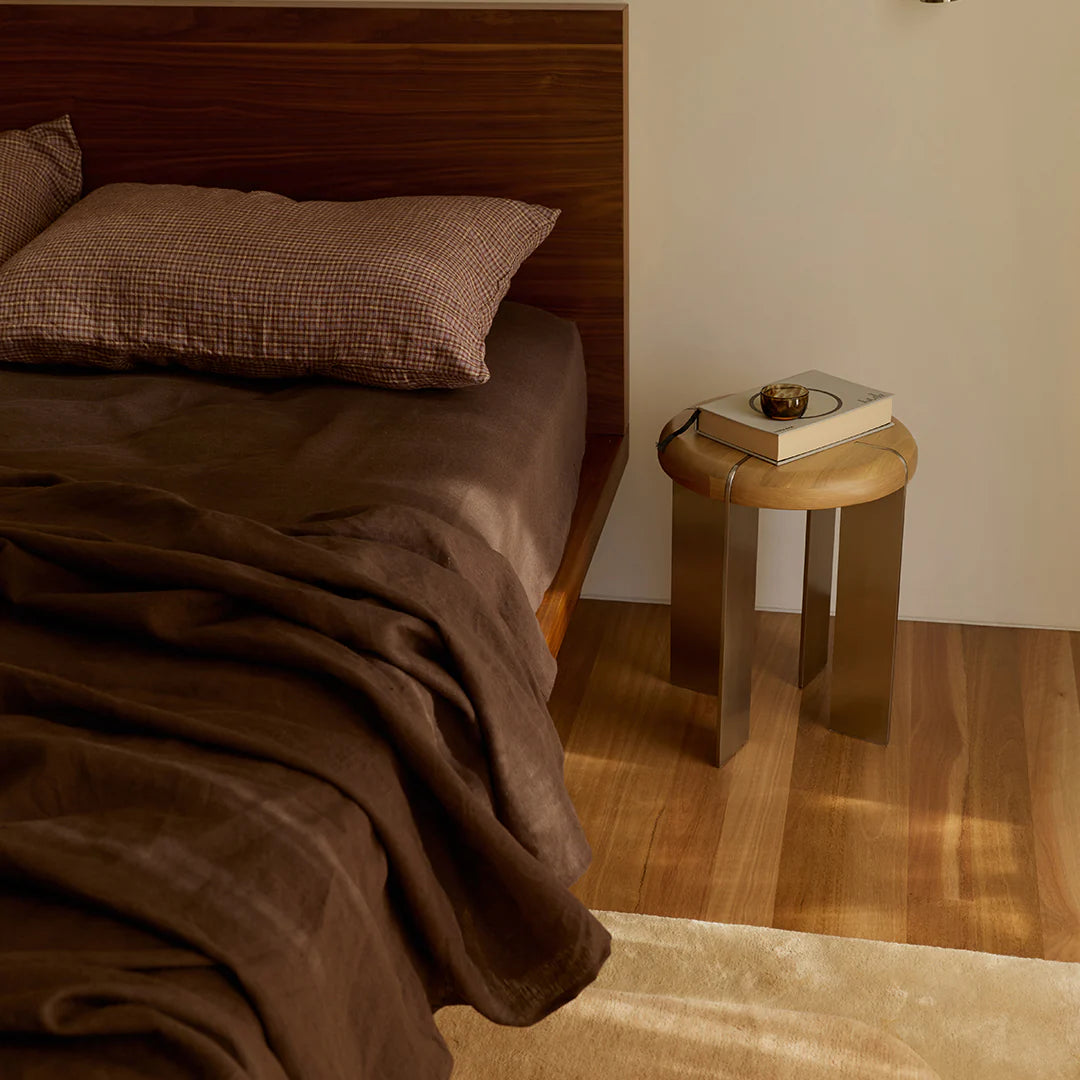 Yoko Queen Bed - Walnut