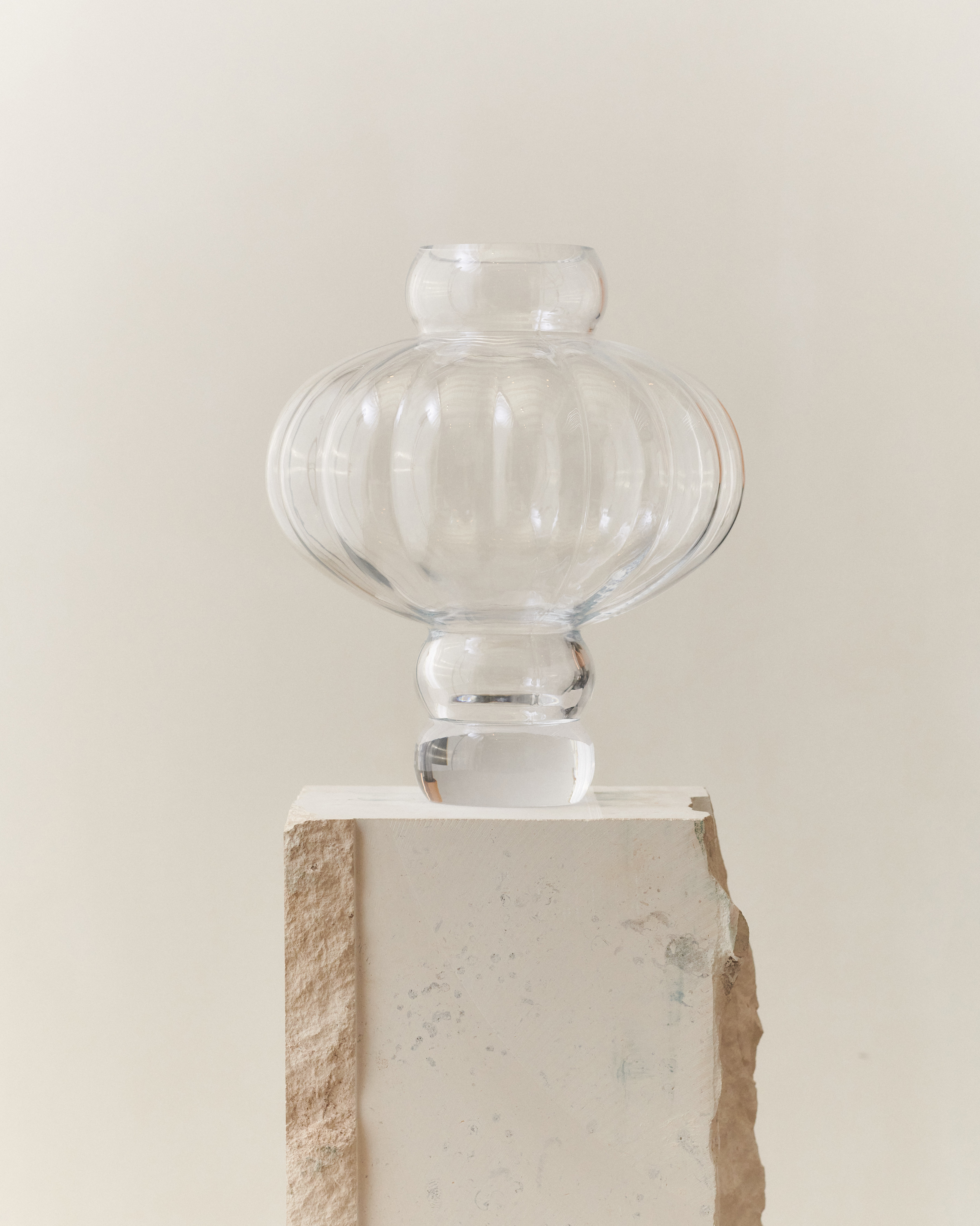 Balloon Vase 03