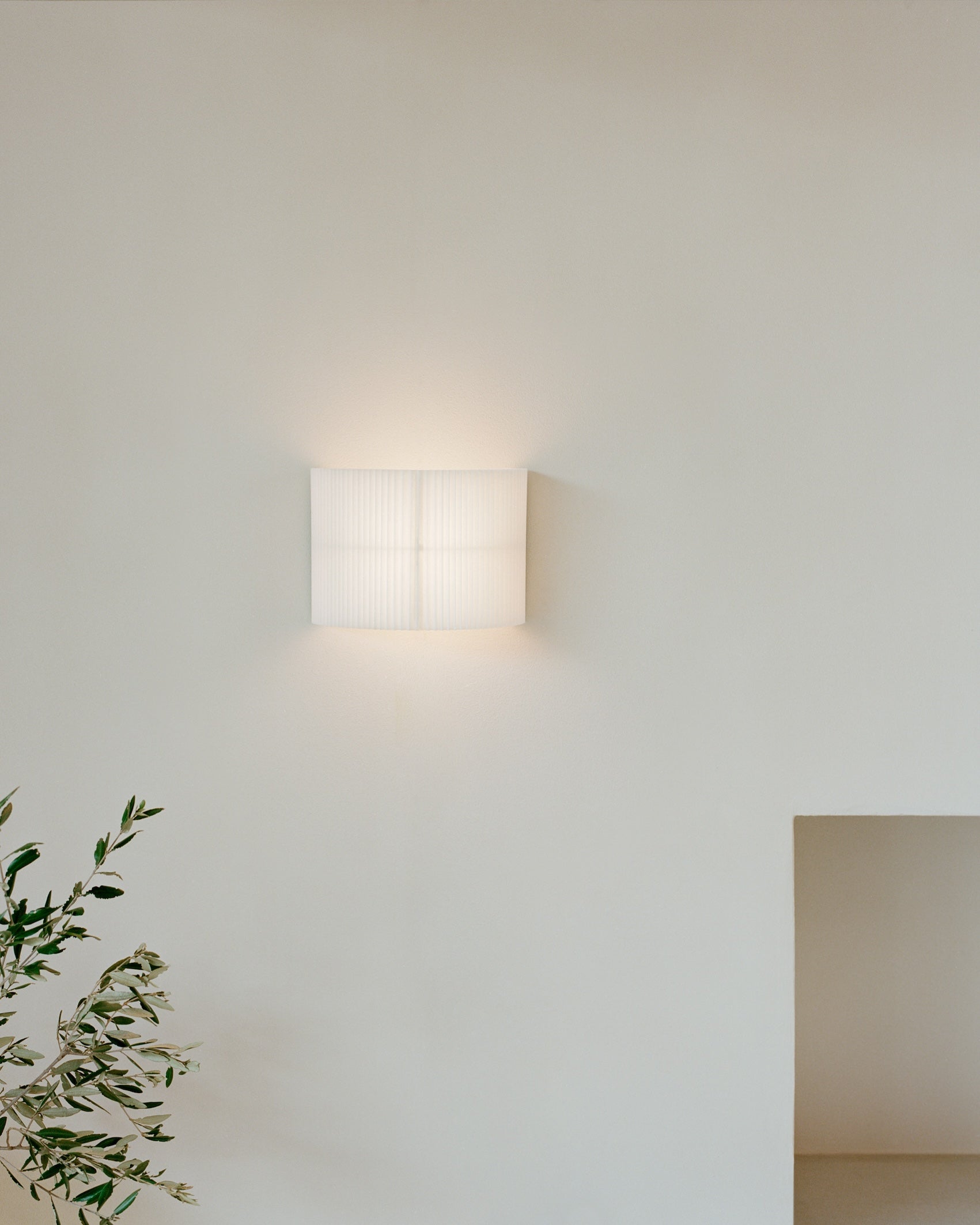 Nebra Wall Lamp