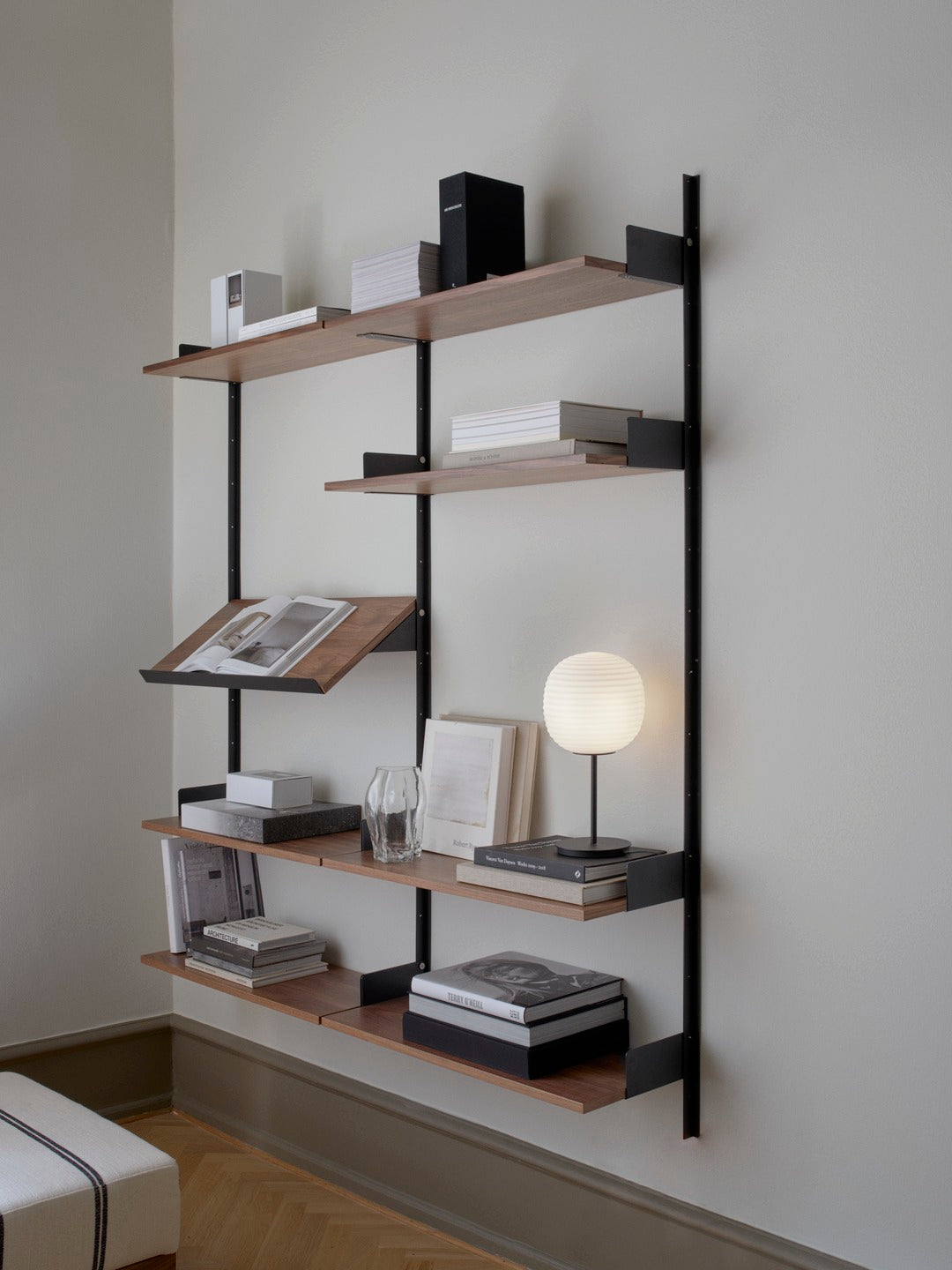Living Shelf