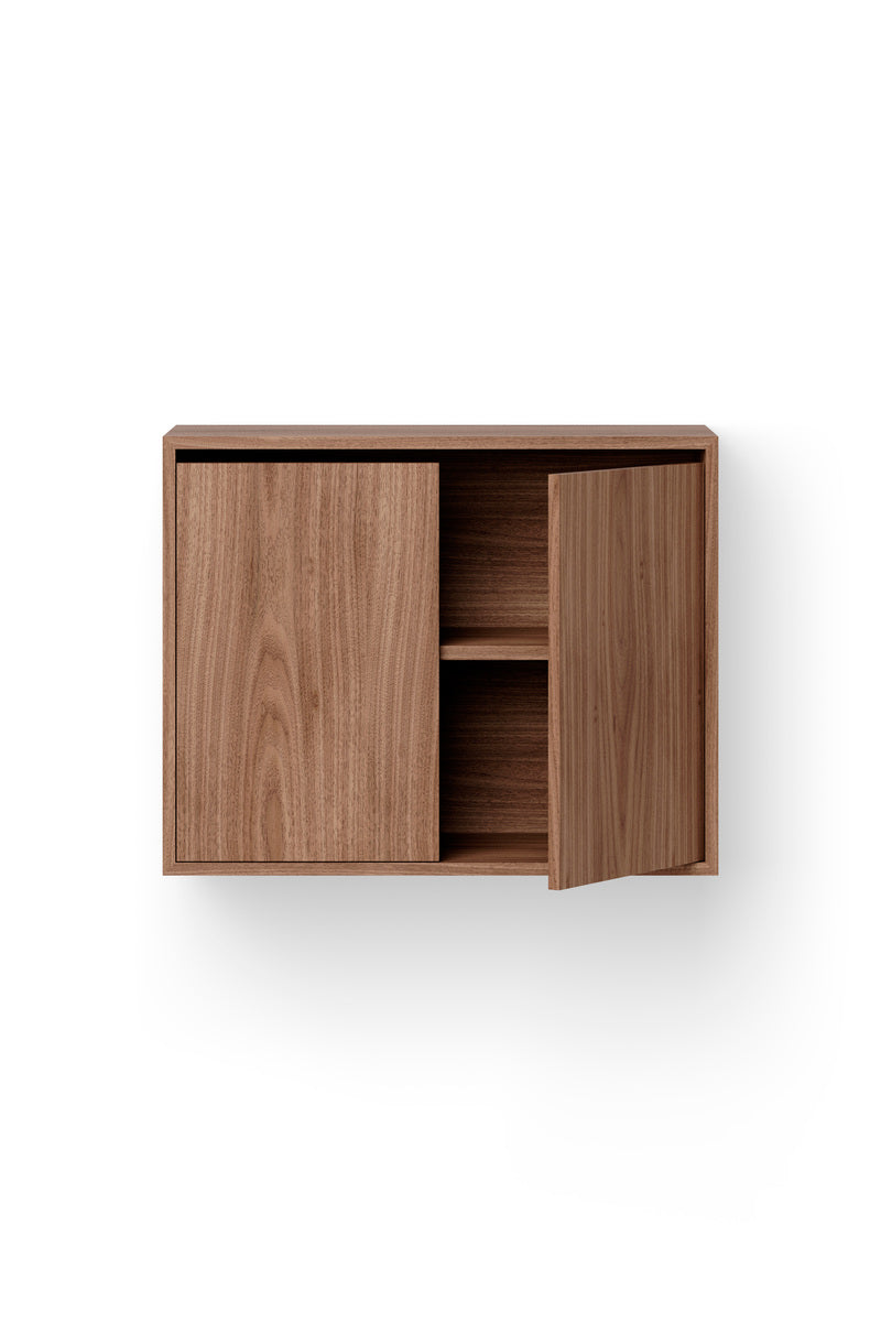 Cabinet Tall w. Doors