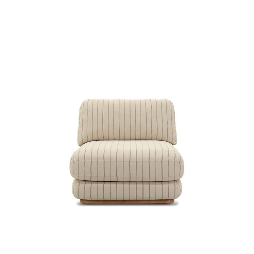 Stack Outdoor Lounge Chair