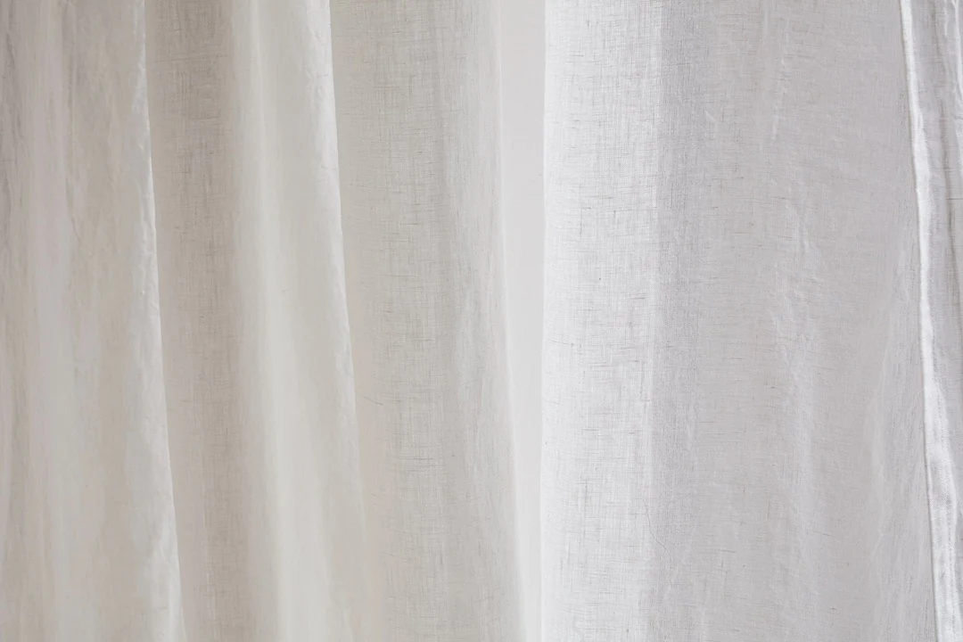 Liv Curtain