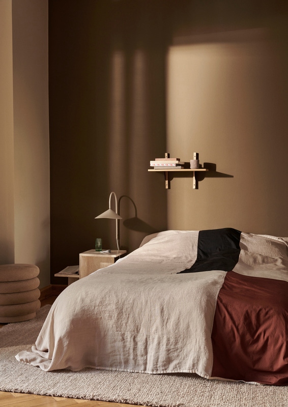 Arum Wall Lamp - Cashmere