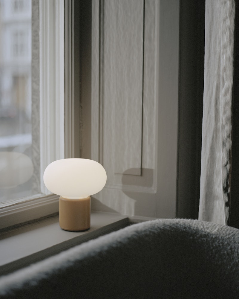 Karl-Johan Table Lamp Portable - Ochre Yellow