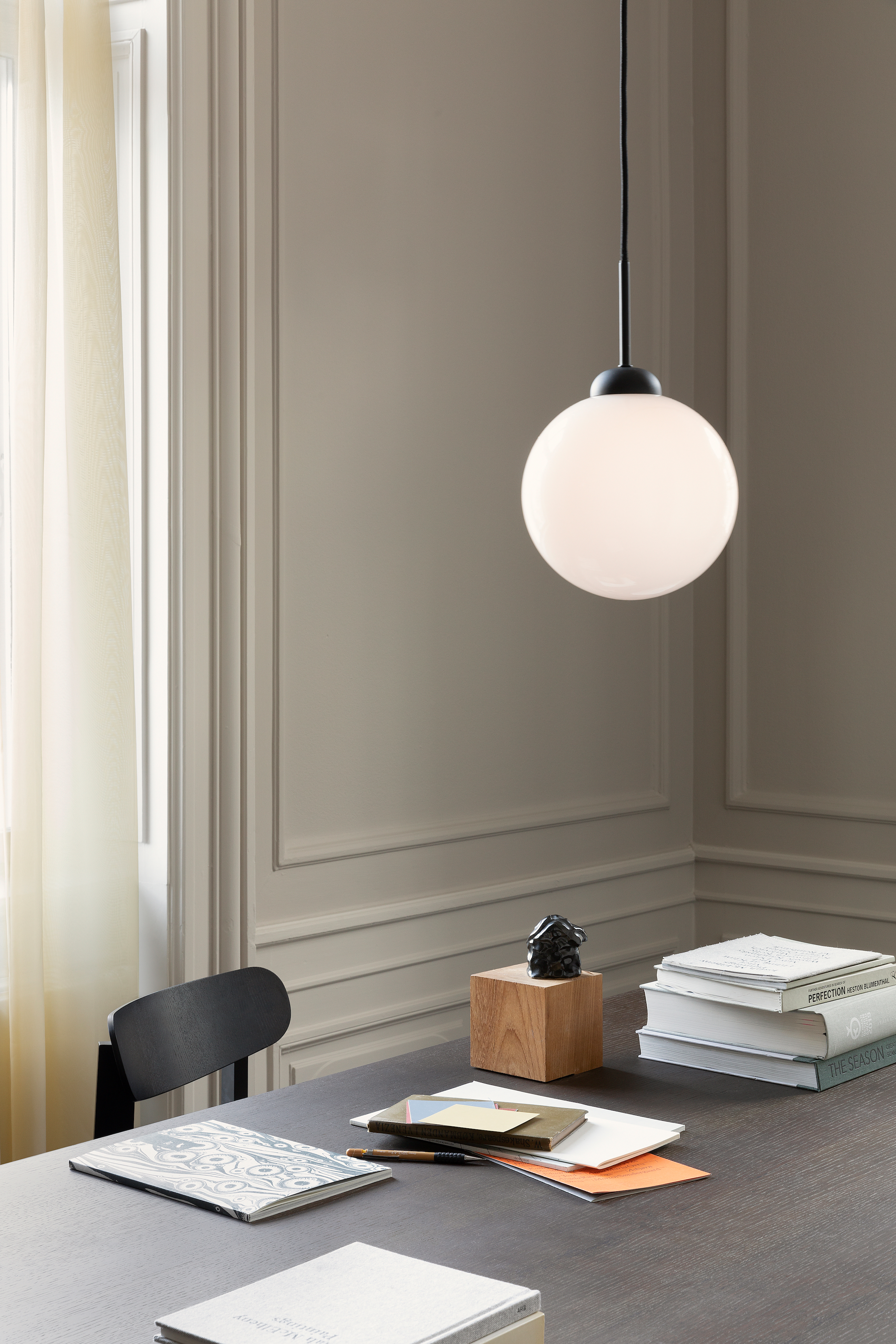 Apiales 1 Large Pendant