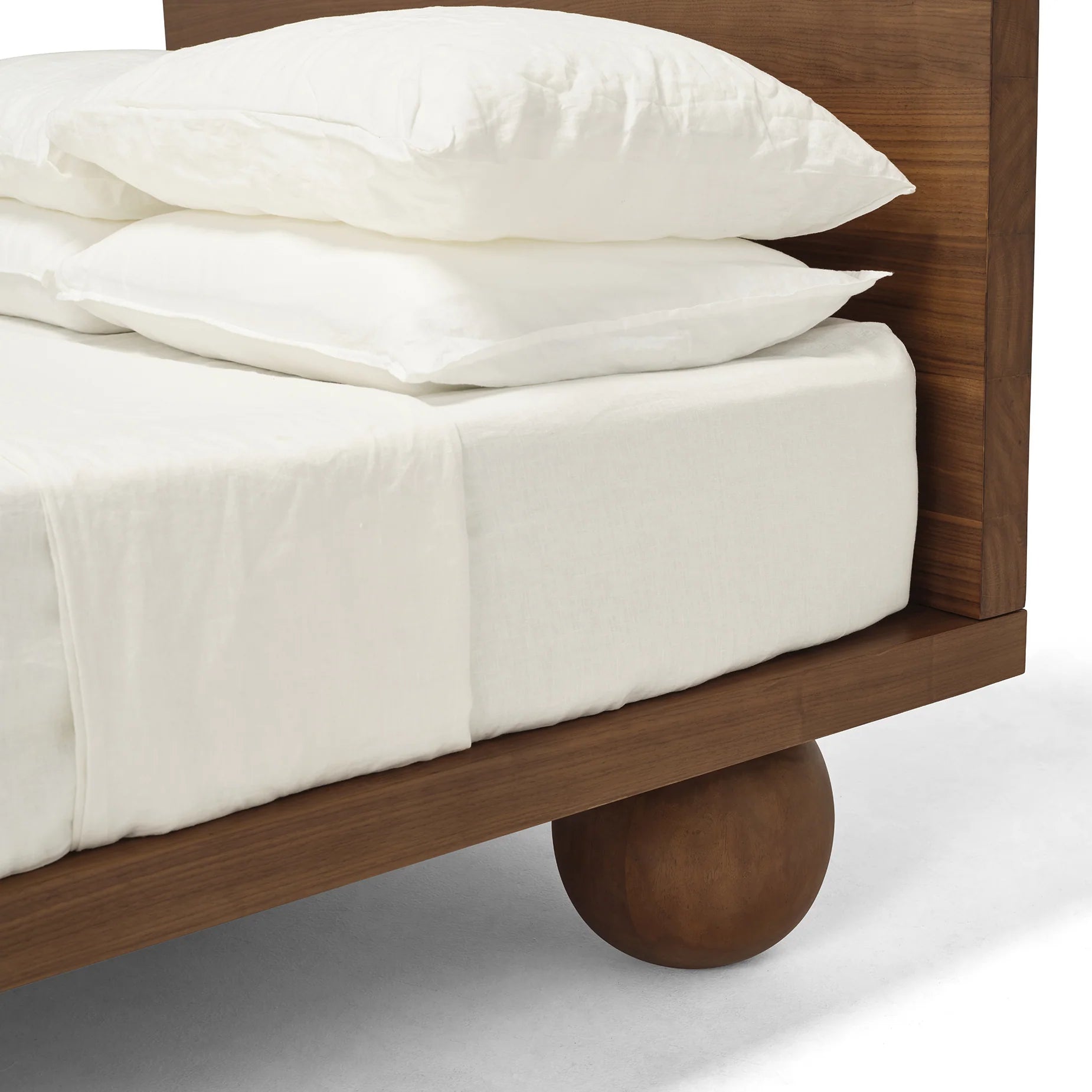Yoko Queen Bed - Walnut