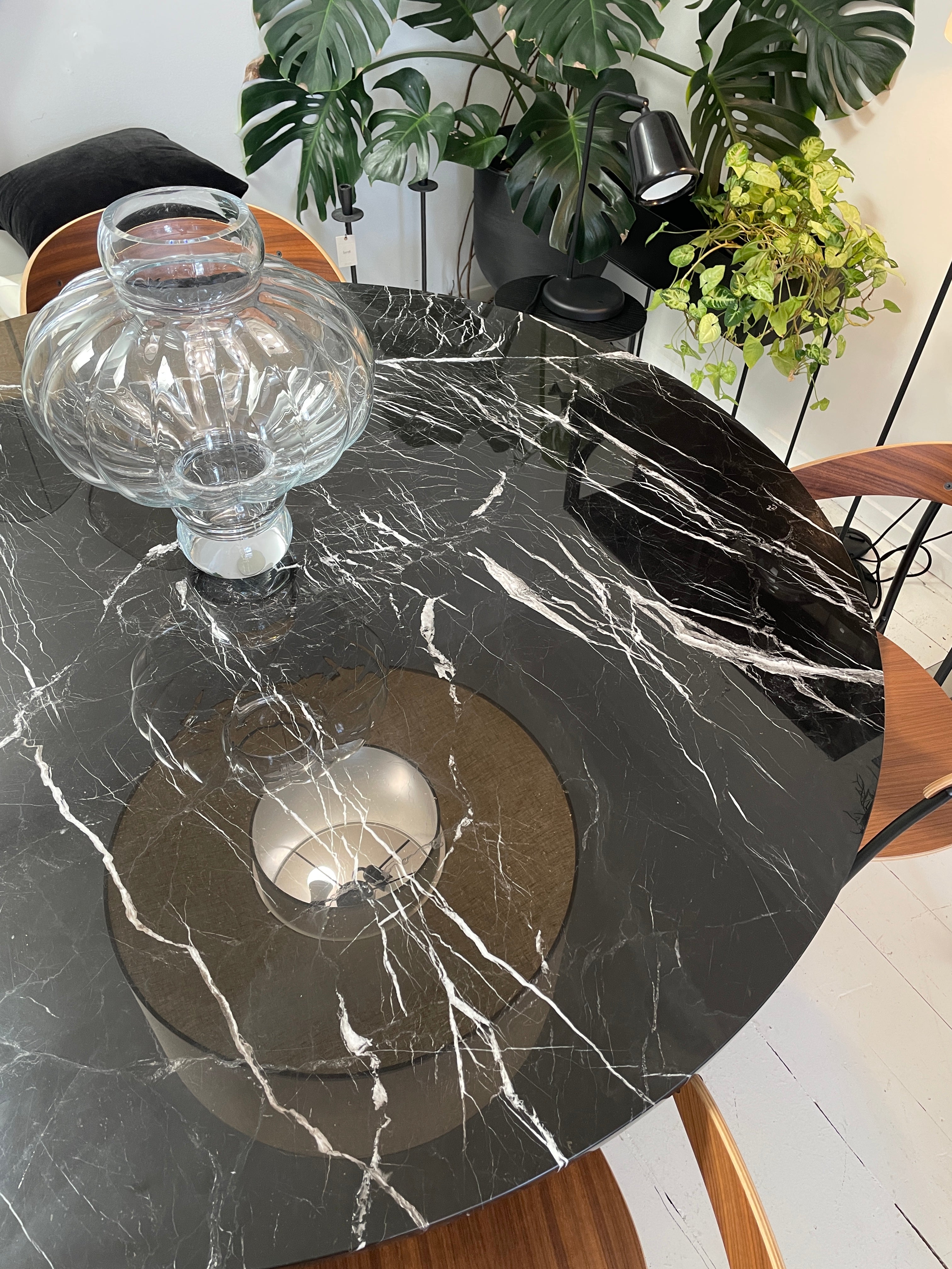Florence Dining Table 145 cm - Black Marble