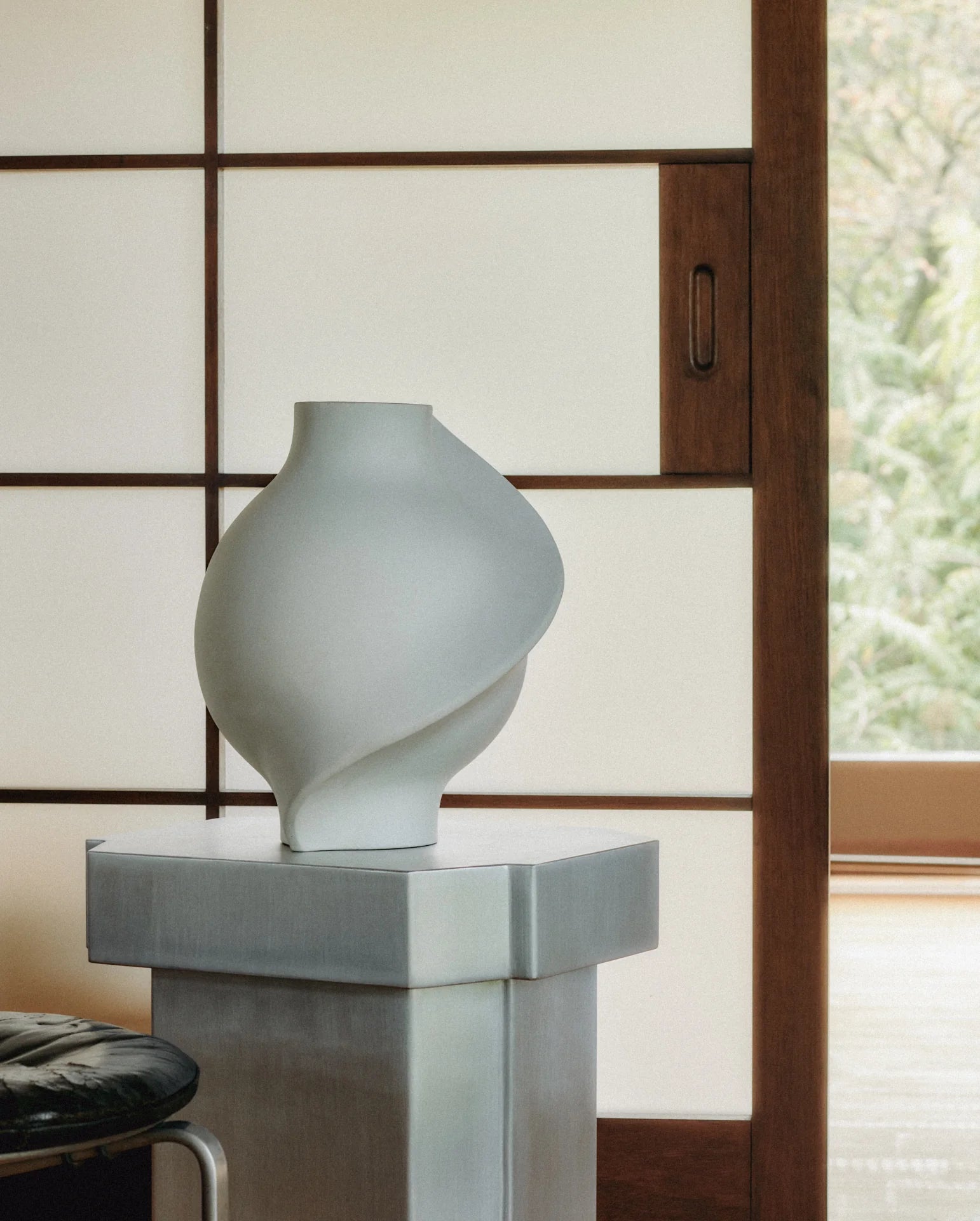 Pirout Vase Ceramic 02