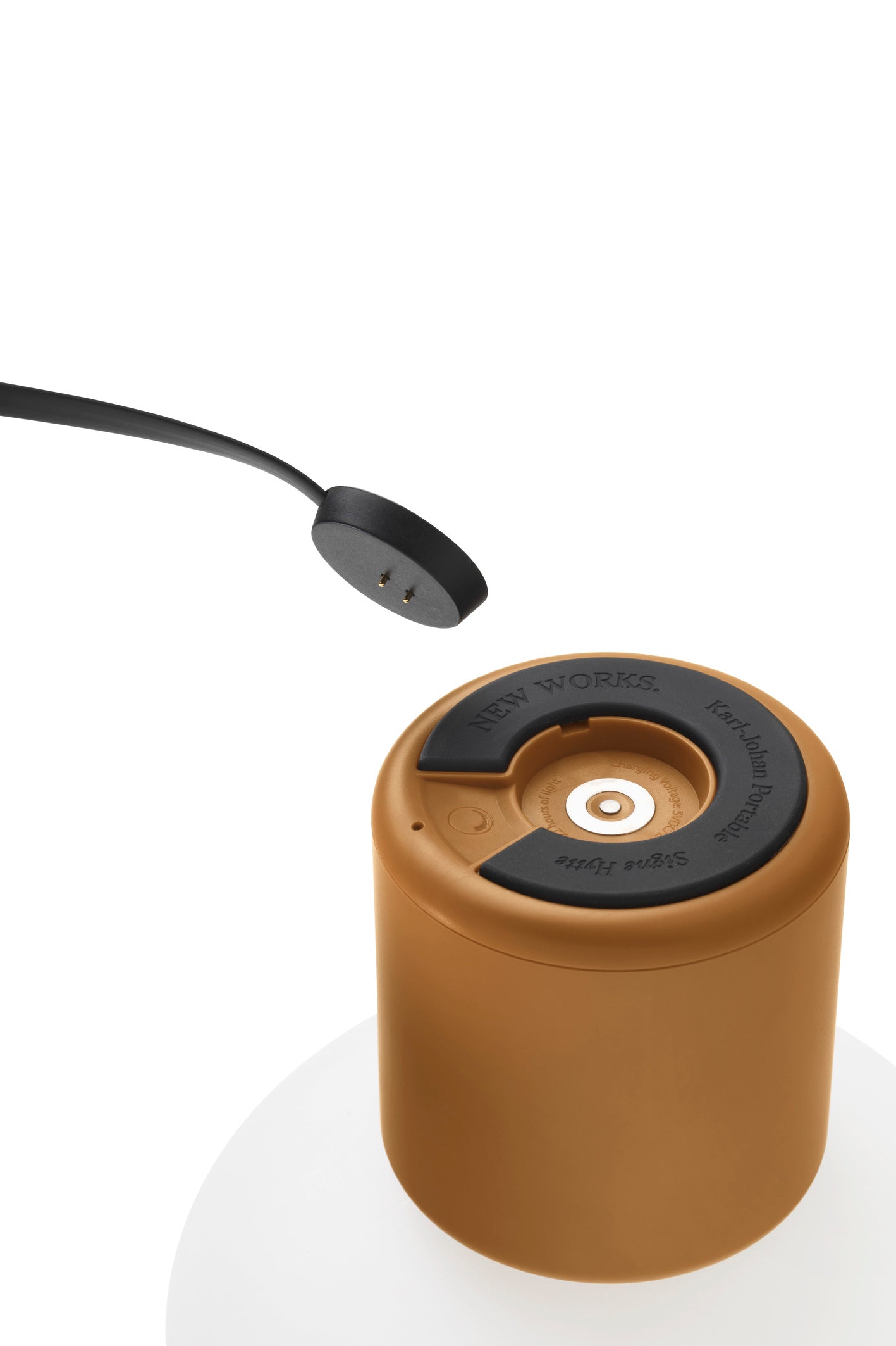 Karl-Johan Table Lamp Portable - Ochre Yellow