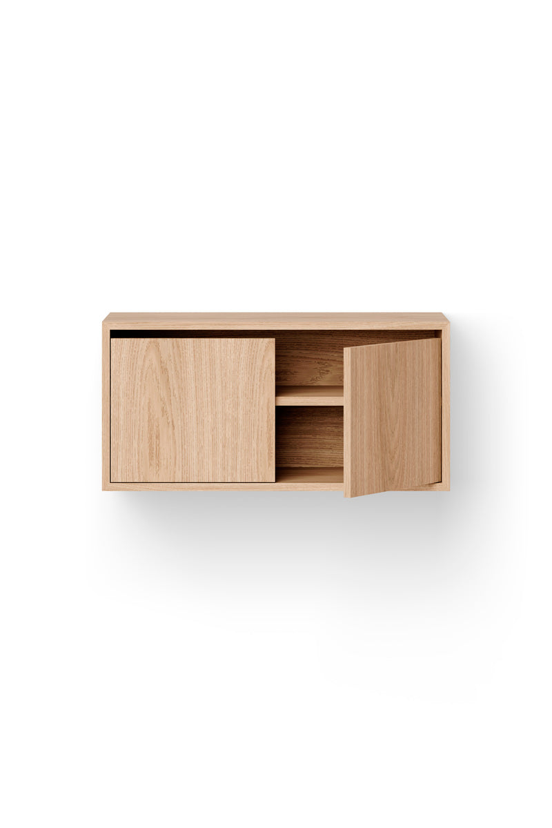 Cabinet Low w. Doors