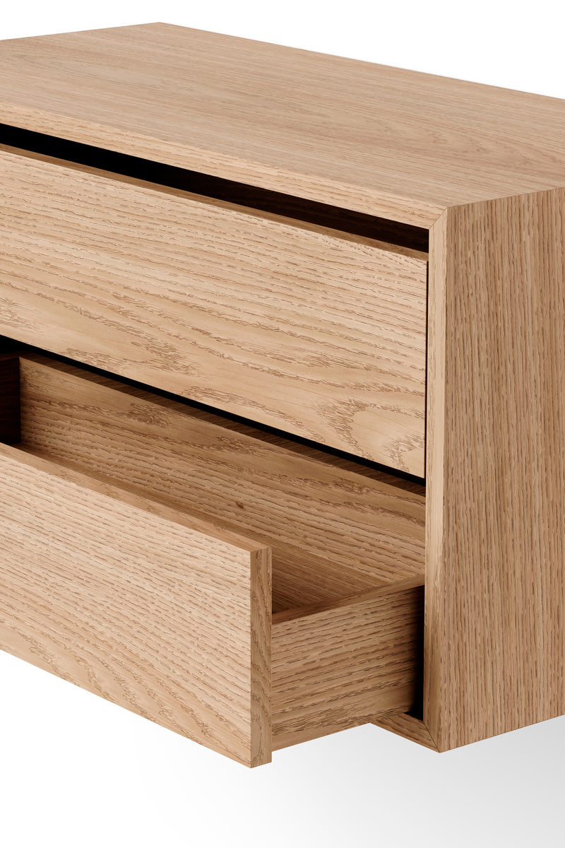 Cabinet Low w. Drawers