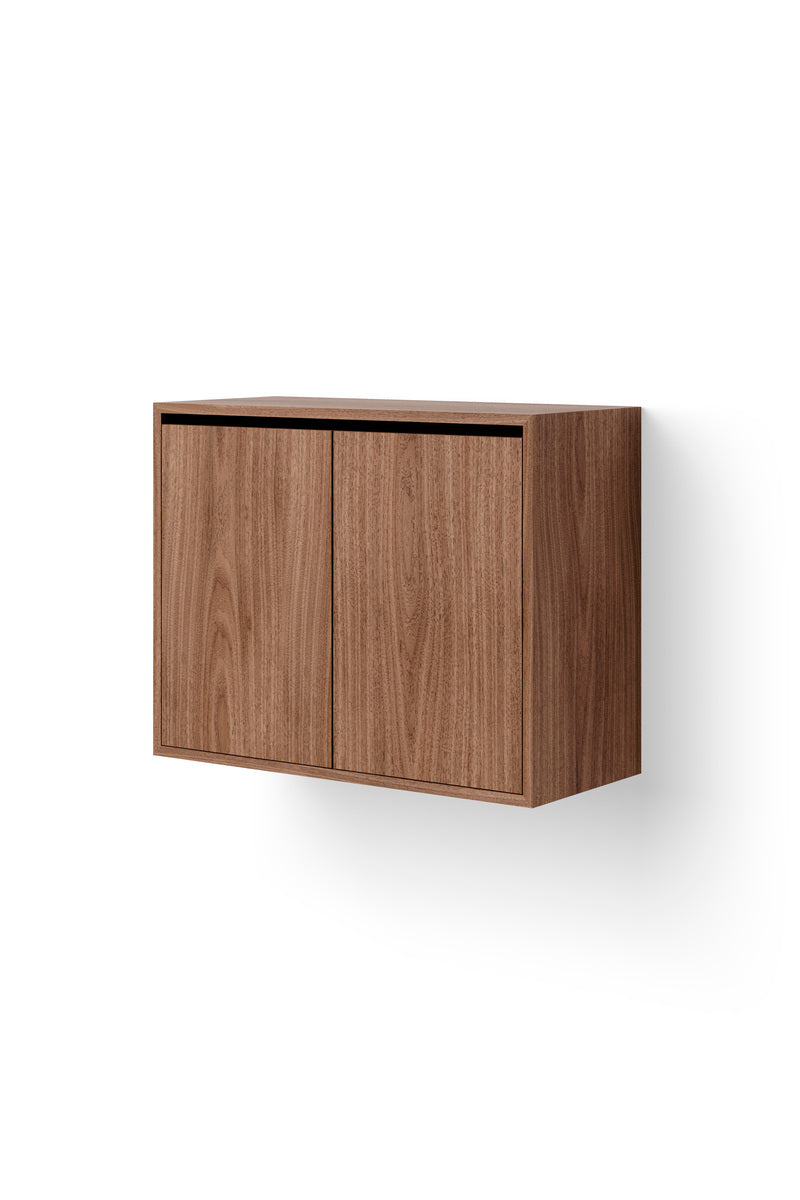 Cabinet Tall w. Doors