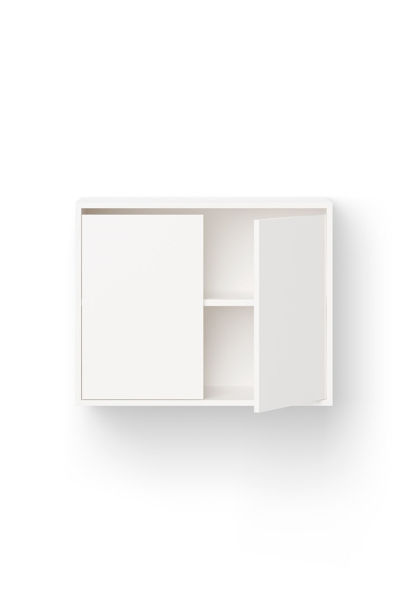 Cabinet Tall w. Doors