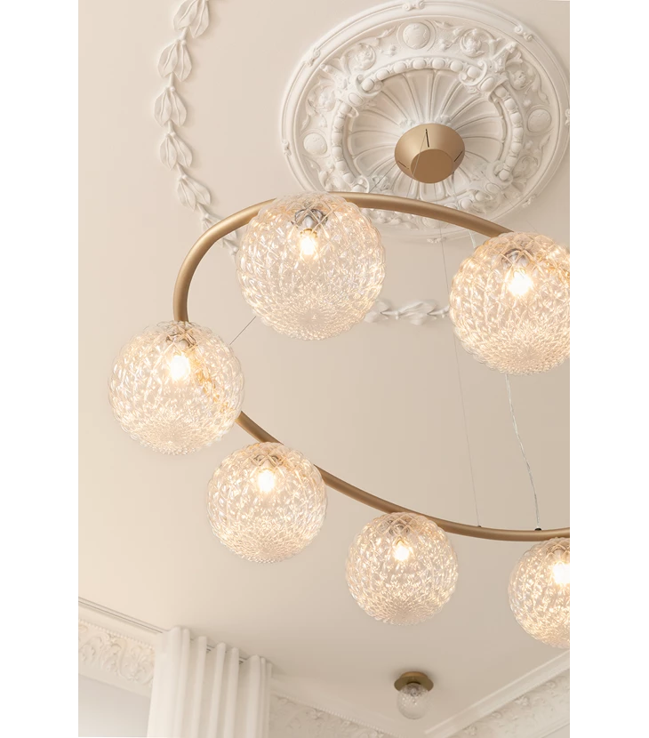 Miira 8 Oval
