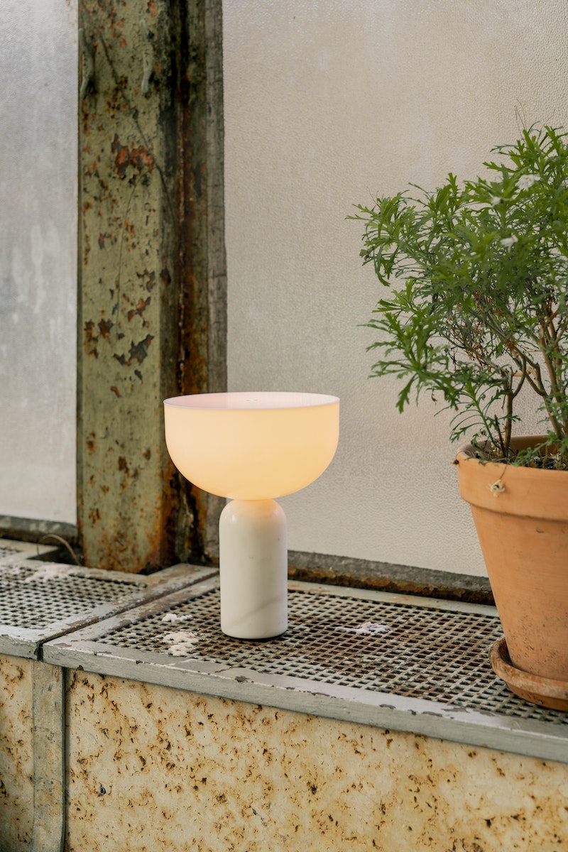 Kizu Portable Lamp - White Marble