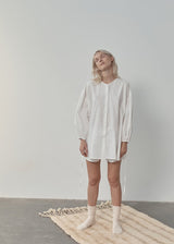 The Tie Back Set - White