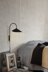 Arum Wall Lamp - Black
