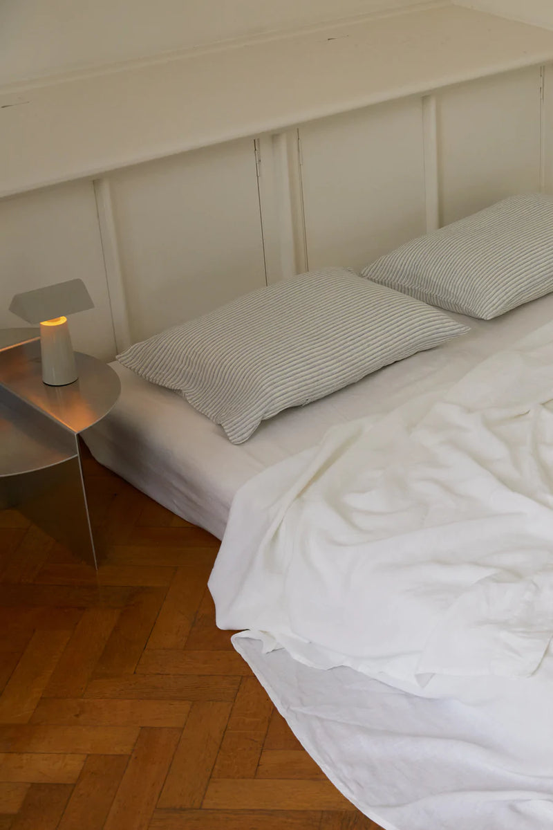 Flat Sheet - White