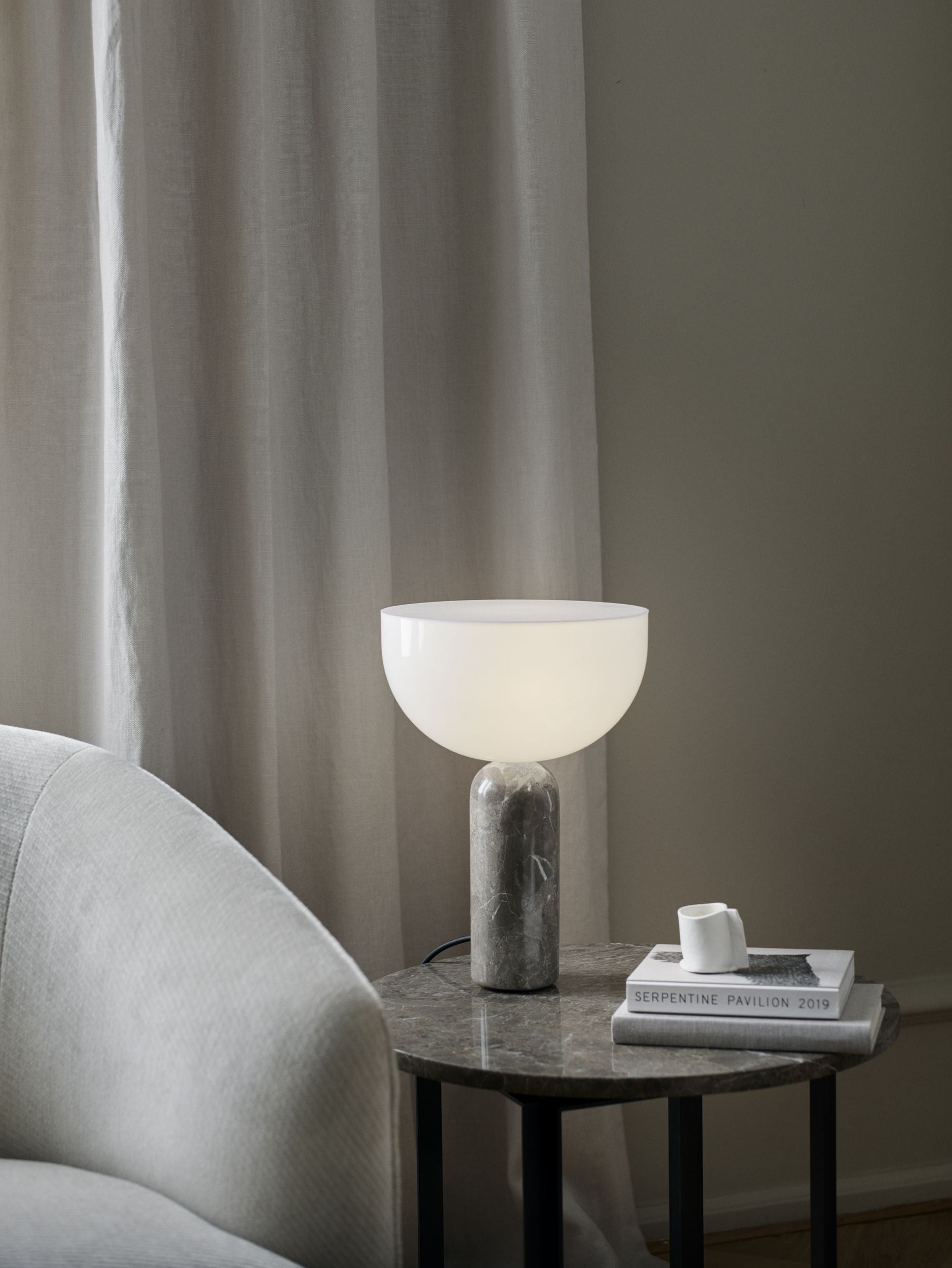 Kizu Table Lamp Small - Grey Marble
