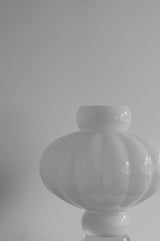 Balloon Vase 03 Opal White