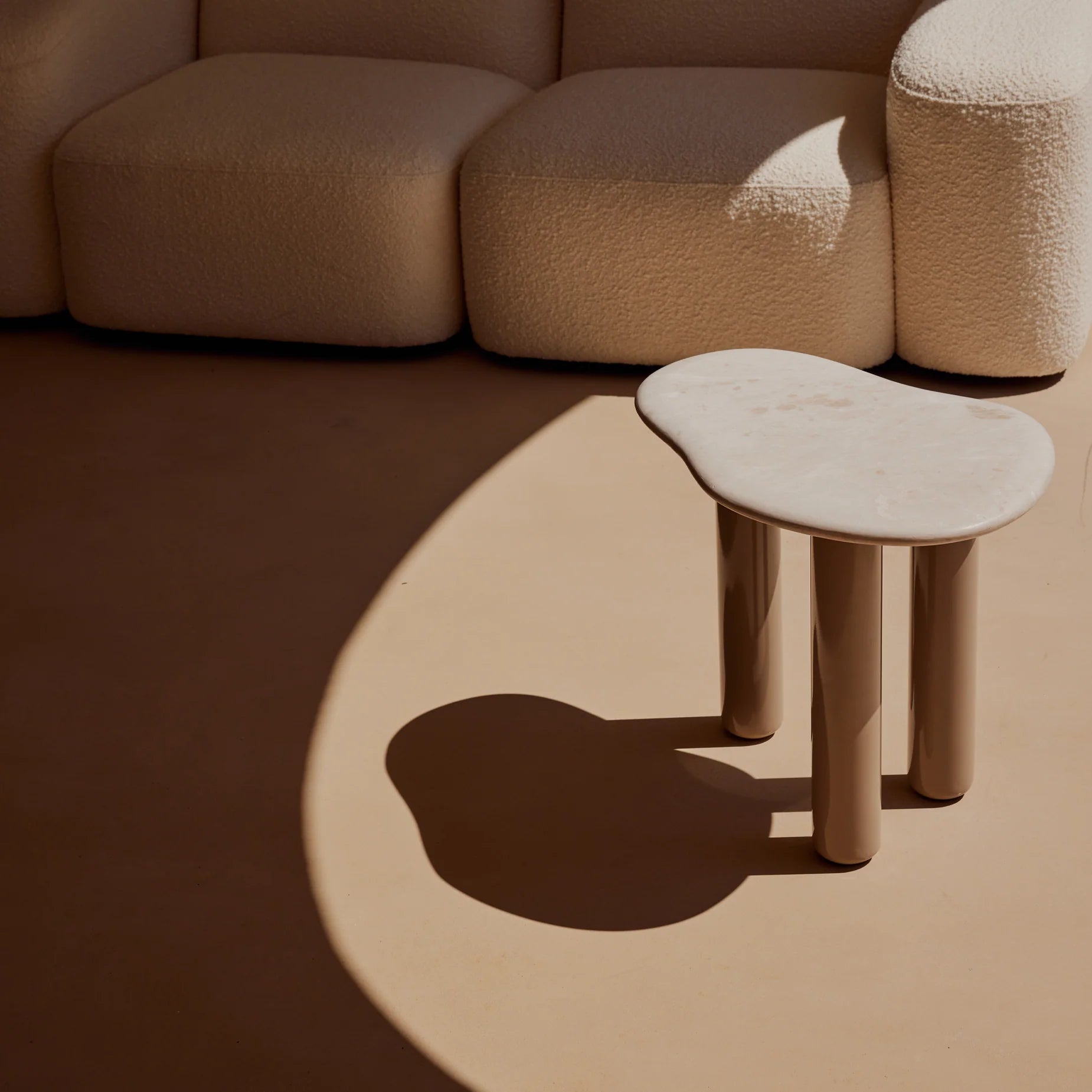 Piscina Side Table