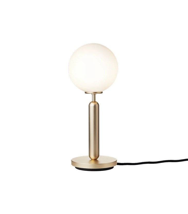 Miira Table